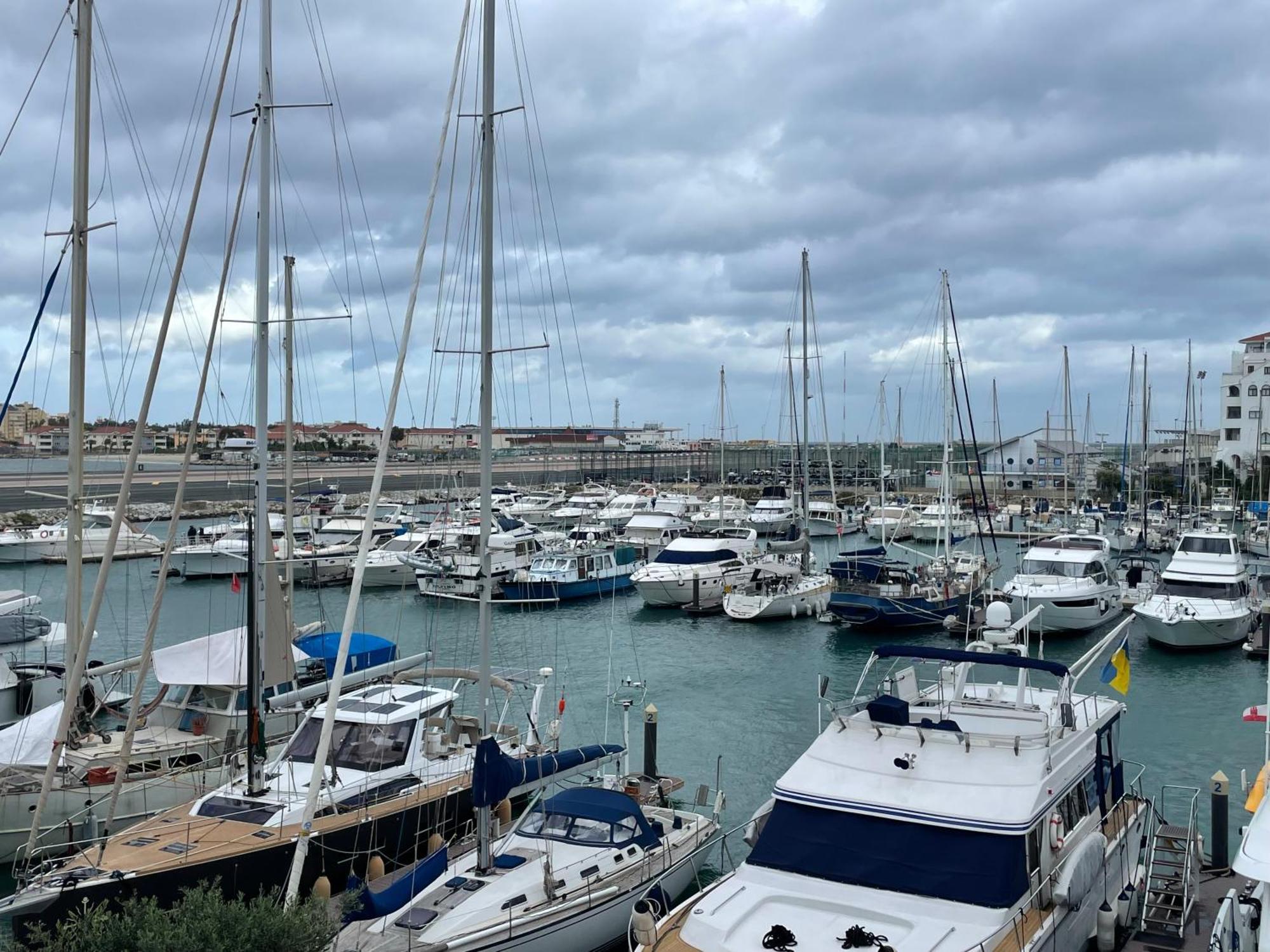 Deluxe Marina View Seafront Gibraltar Stay Exterior photo